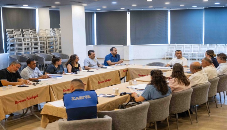 Bornova’da mahallelerin nabzı muhtarlarla tutuluyor