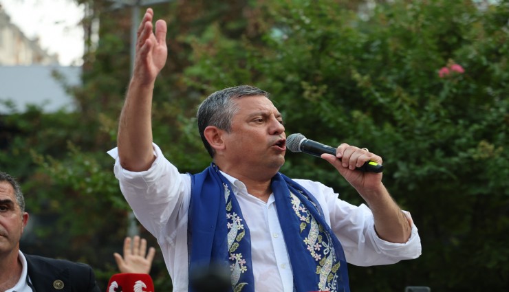 Özel'den yeni parti sinyali: 
