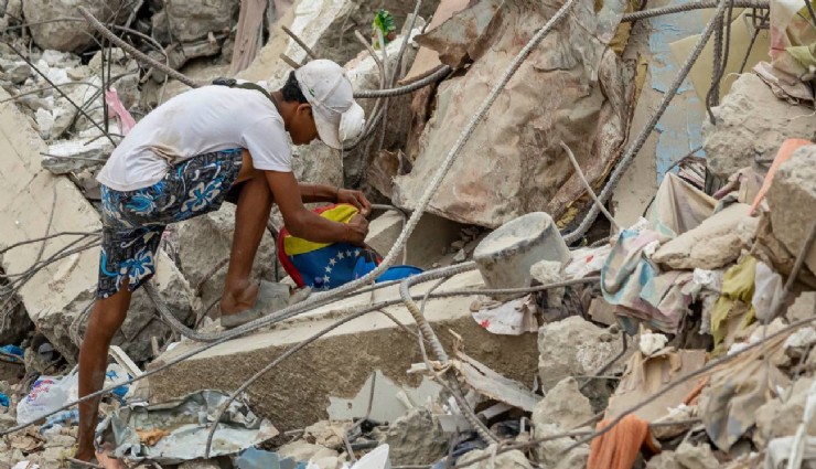 Venezuela'daki depremlerde can kaybı 5 bini aştı