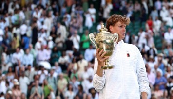 Wimbledon'da Jannik Sinner üst üste 2. kez şampiyon