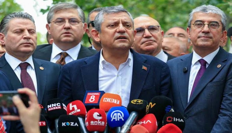 YENİ Parti'nin A Takımı belli oldu