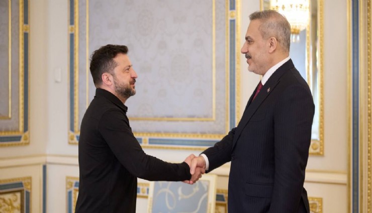 Zelenskiy'den, barışın sağlanmasına yönelik çabaları nedeniyle Bakan Fidan’a teşekkür